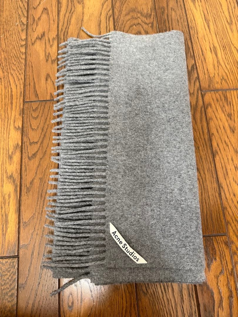 Acne Studios グレー フリンジ マフラー ACNE STUDIOS アクネ