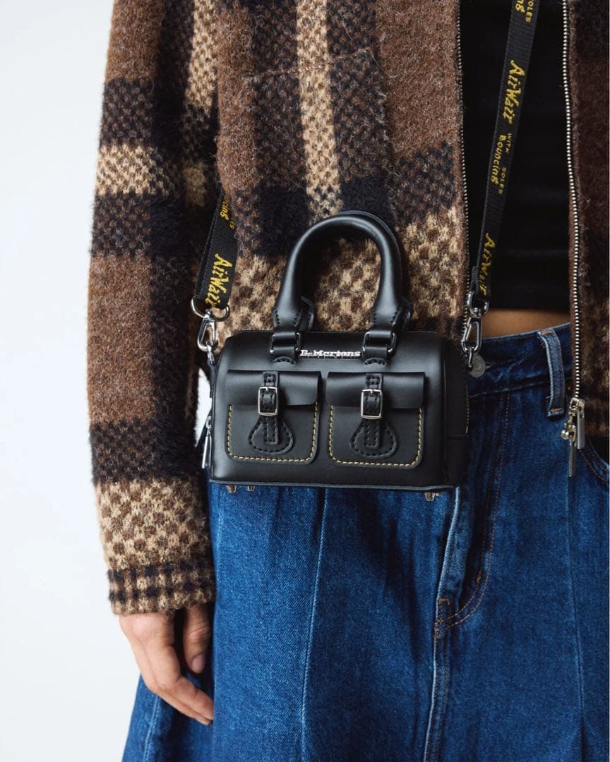 Dr. Martens ミニトップハンドルバッグ