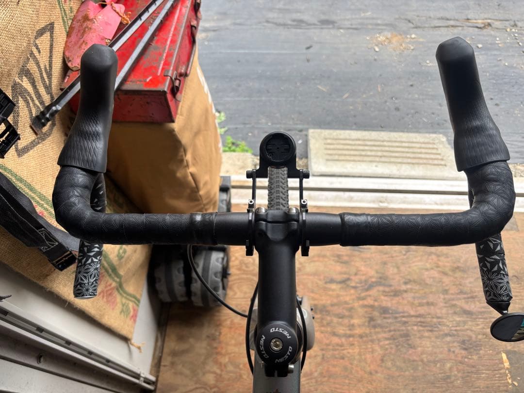 NESTO キングガベル　シマノ GRX 11S グラベルロード