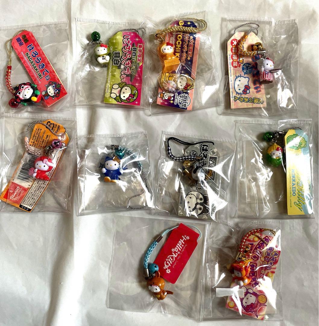 ハローキティーご当地キティー根付けチャーム希少品38個まとめ売り