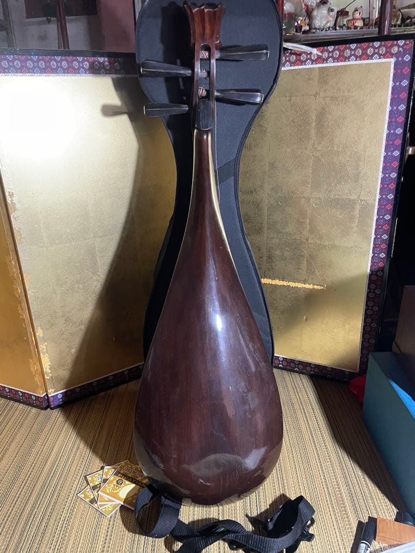 中国琵琶　敦煌びわ　新品弦4本付き　楽器　宮廷楽器 撥弦楽器