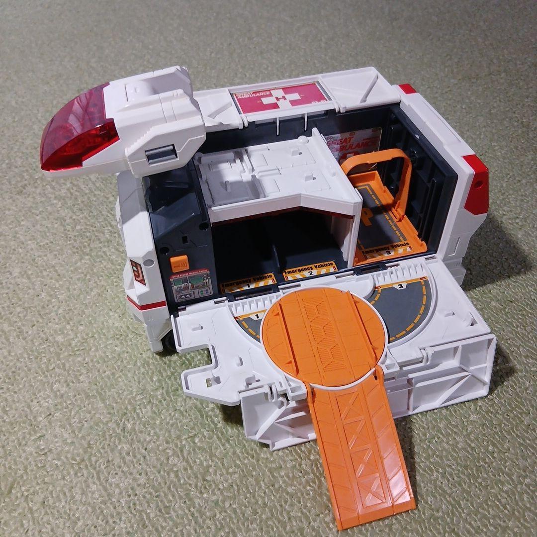 ハイパーシリーズ グレートアンビュランス トミカ 美品 箱あり