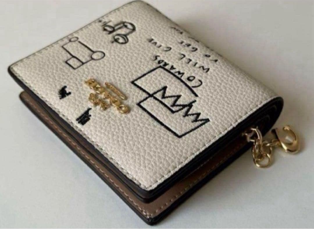 COACHパスキアコラボホワイト白二つ折り財布スナップウォレット.新品未使用品