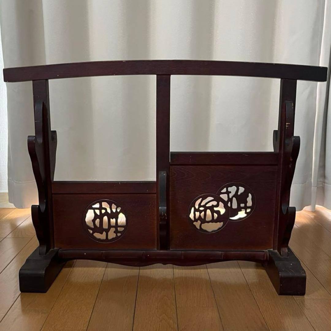 蔵出し　鍔透かし彫り 刀掛け 四振掛 蔵出し 鍔透かし彫り 刀掛け 四振掛 鍔 桜透かし鍔 刺客｜【公式】模造