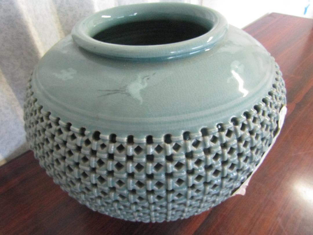 壺 趙京洙作 趙京青磁民俗陶芸（メ501）