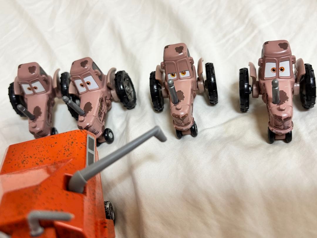 マテル フランク トラクター cars カーズ トミカ C-19 - メルカリ