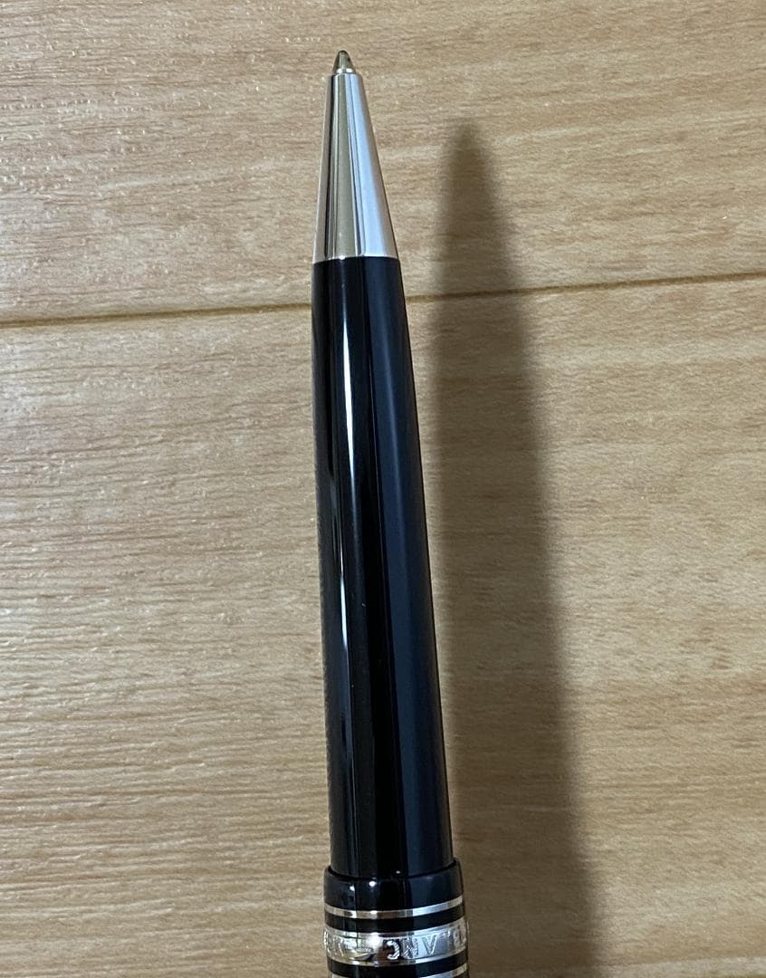 美品 モンブラン ミッドサイズ プラチナｘブラック ボールペン 名入れあり