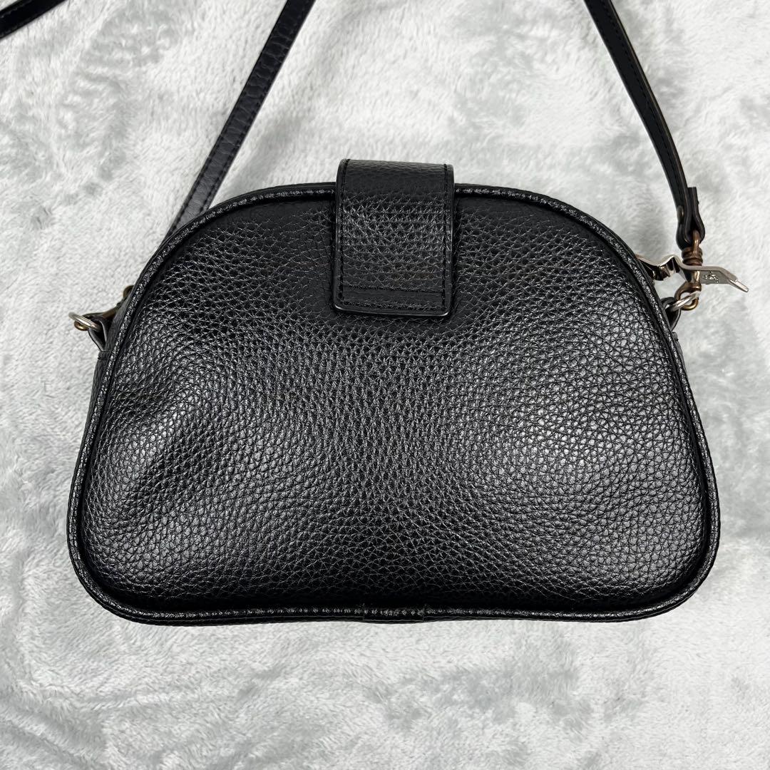 Vivienne Westwood ショルダーバッグ 斜め掛け◎ ブラック 黒