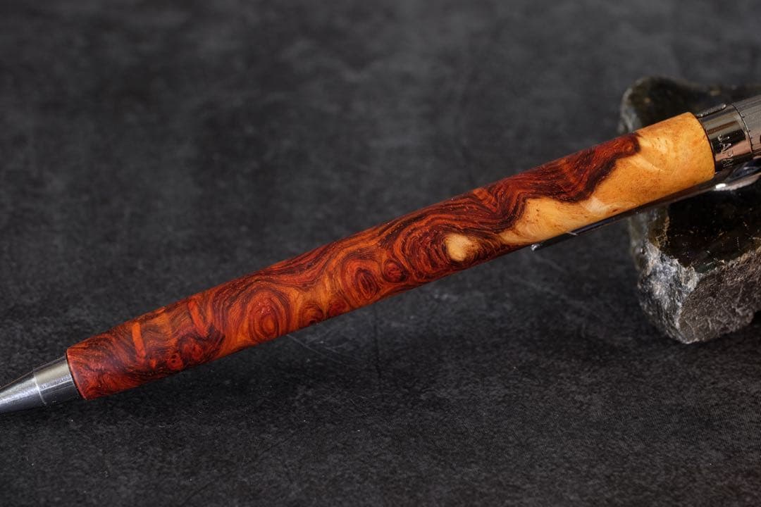 PG5木軸カスタム0215　高村杢工房 製図用シャープペンシル　極上花梨瘤紅白