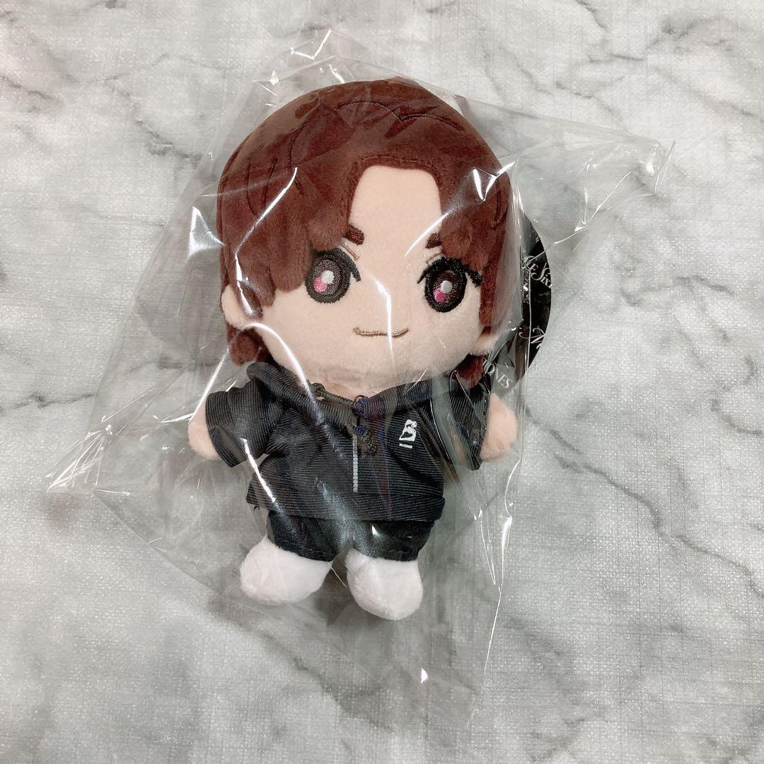 SixTONES 2026ストーンズ グッズ ペンライト うちわ ぬいぐるみ - メルカリ