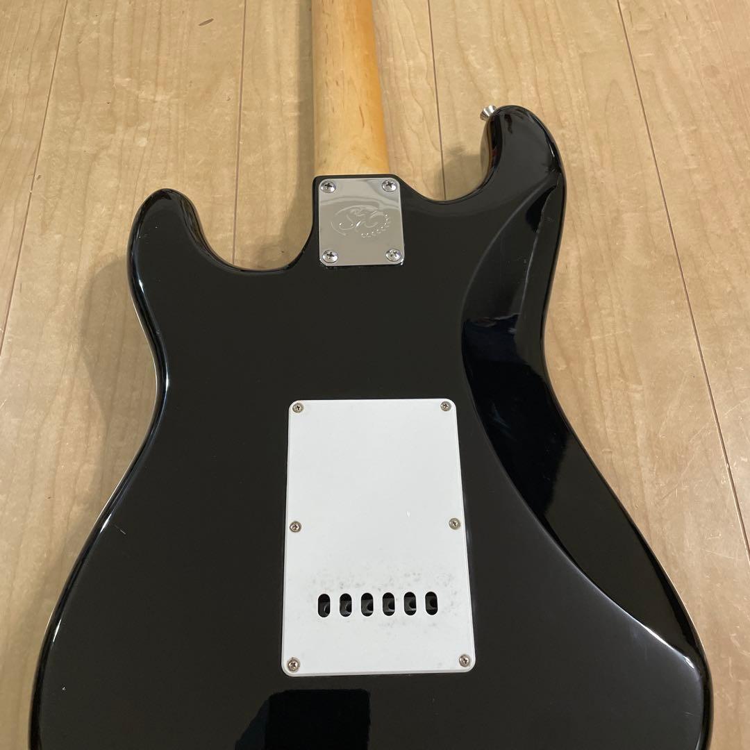 迅速な配送！安い！SX ストラトキャスタータイプ　弦高調整済み　です