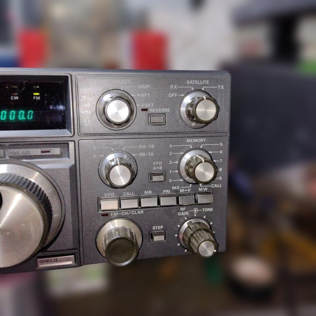 ヤエスFT-726-144/430固定機10wジャンク本体のみ。送受信確認出来す