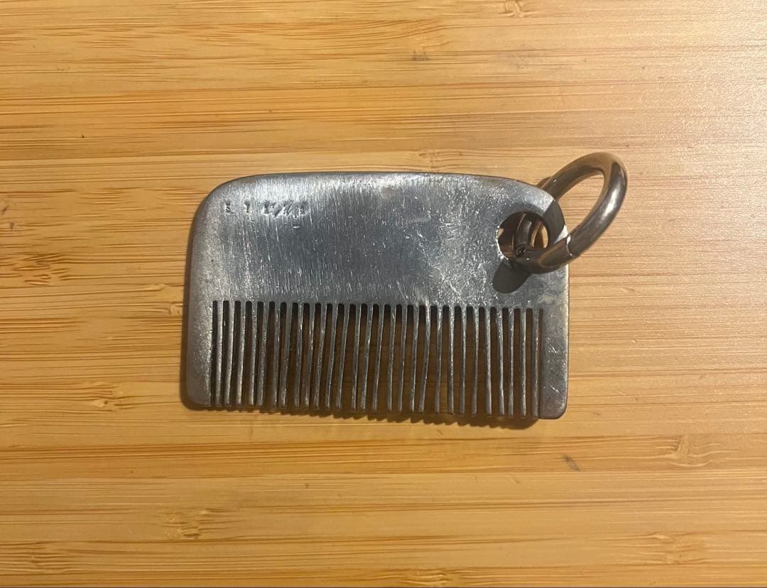 SYKIA×MAO Comb Key Ring