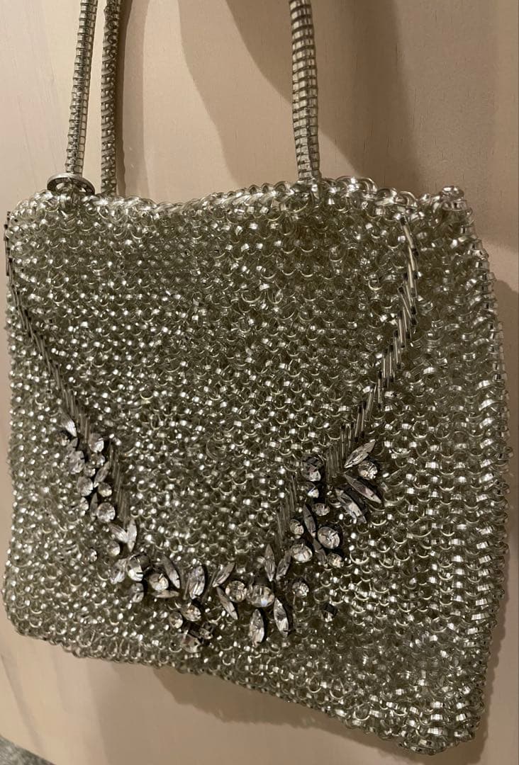 アンテプリマ シルバーパーティーバッグ