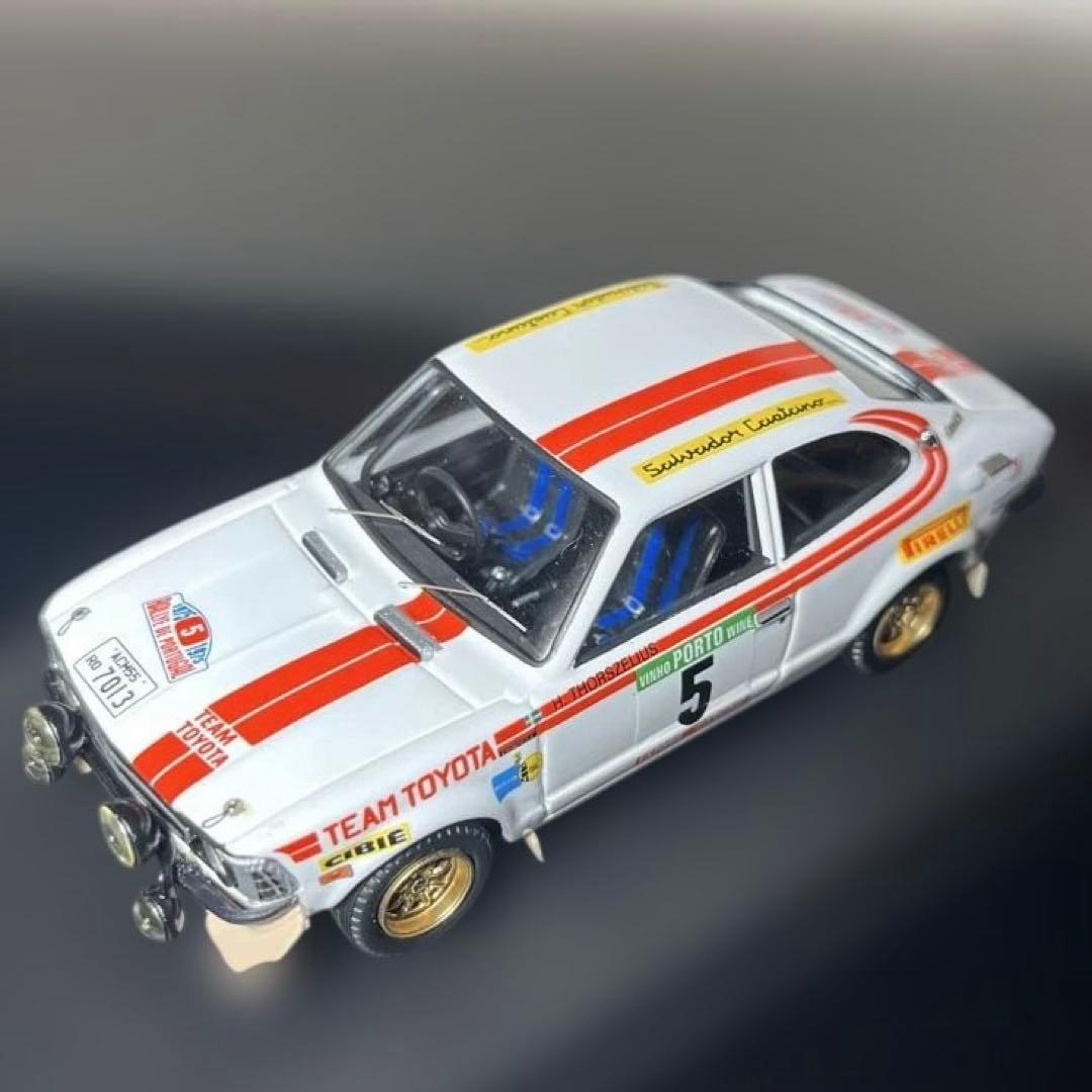 ミニカー1/43 トロフュー トヨタ カローラ レビン （TE27）150台限定