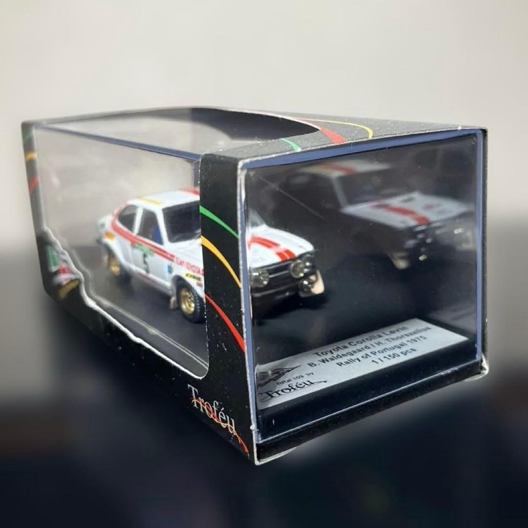 ミニカー1/43 トロフュー トヨタ カローラ レビン （TE27）150台限定