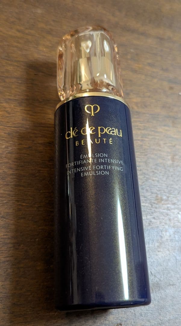 クレドポーボーテ 乳液（夜用） - メルカリ