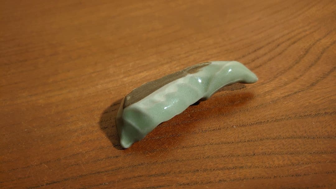 李朝　高麗　青磁　筆置　アンティーク青磁　蔵出し　１客