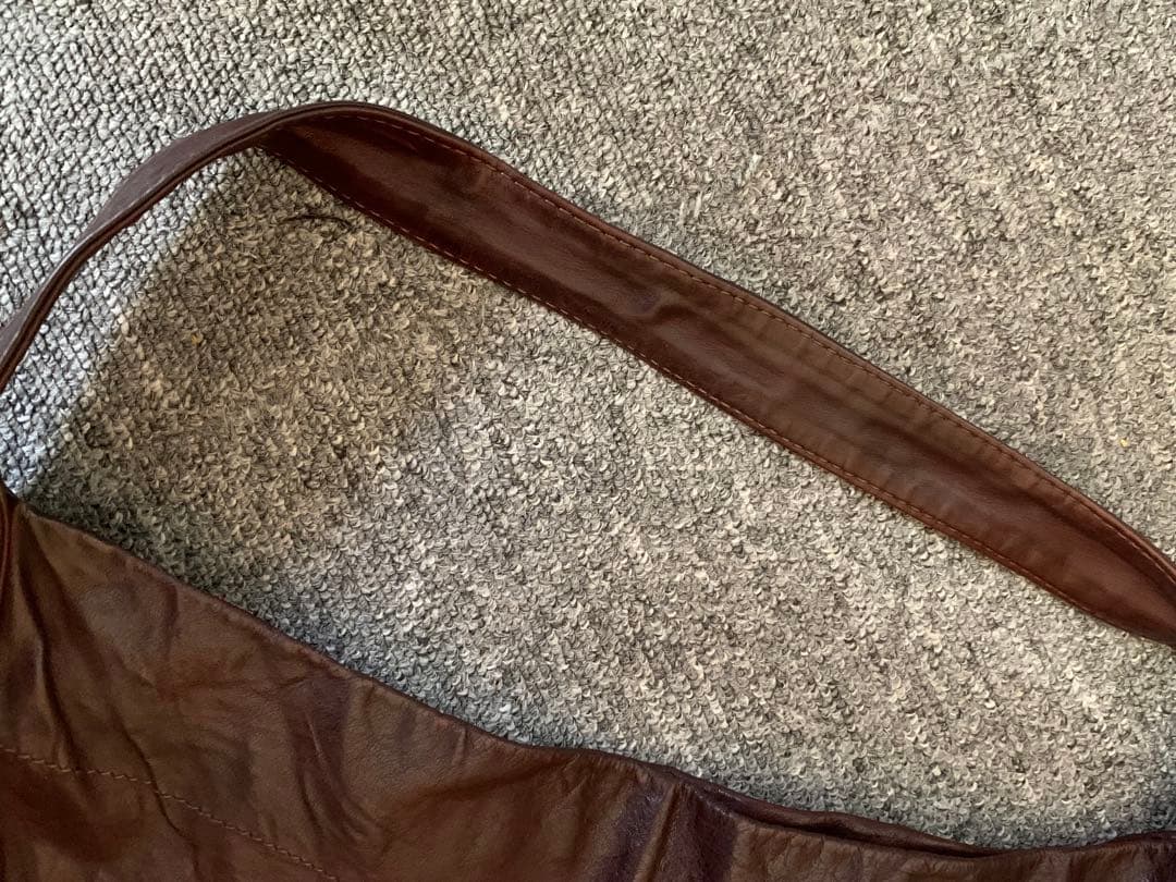 ARTA&SCIENCE アーツアンドサイエンス　レザーバック　ブラウン