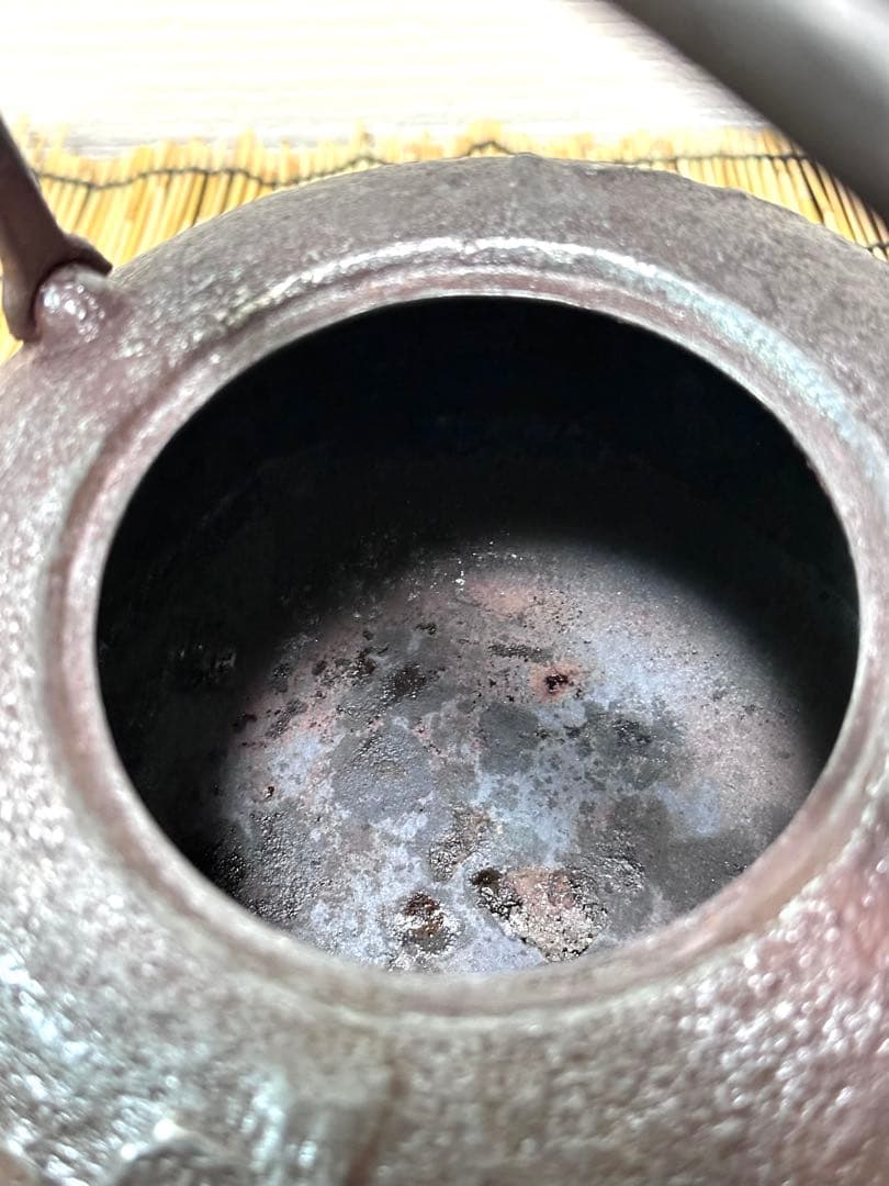 ＵＳＥＤ品　南部長寿堂 伝統工芸士 佐藤 勝芳造　丸型みみずく摘　南部鉄瓶