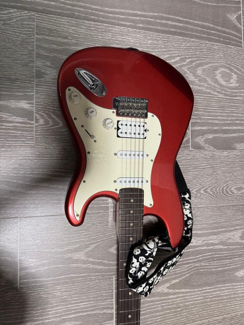 BUSKER'S エレキギター レッド ストラップ付き