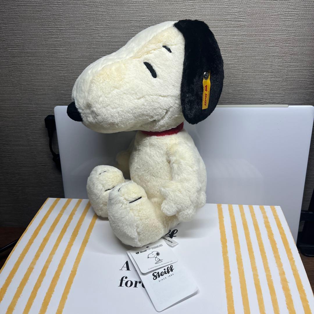 新品Steiff スヌーピー ぬいぐるみ タグ箱付き