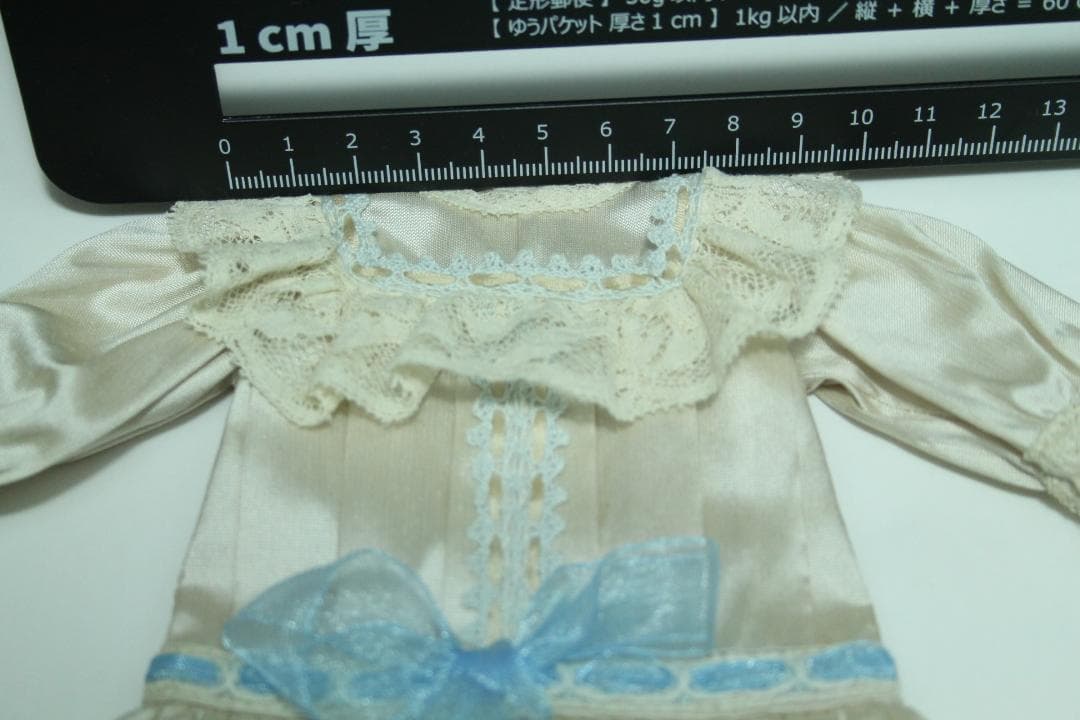 新品タグ付き美品 27～28cm ビスクドール用 シルクドレス フランス製-配送