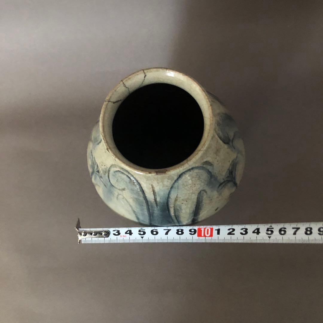 アンティーク小ぶりの壺　骨董