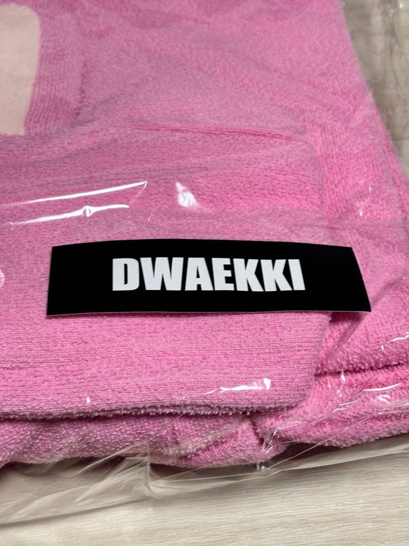 stray kids チャンビン DWAEKKI ポンチョ ポップアップ 新品