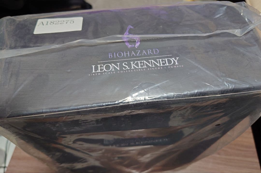 新品未組立 ホットトイズ バイオハザード6 レオン・S・ケネディ マスターピース