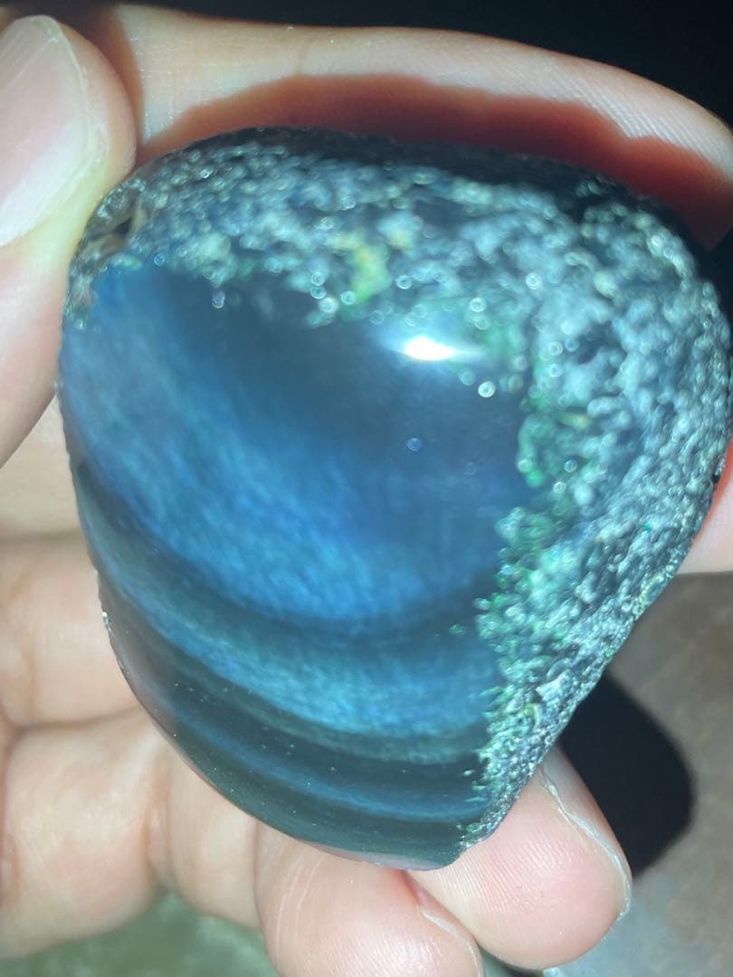 研磨品 十勝石玲瓏 ブルー、グリーンベースレインボーオブシディアン