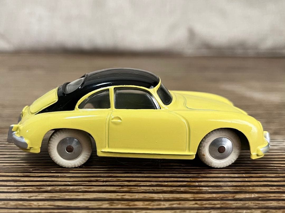 キラル　ポルシェ 356A ミニカー