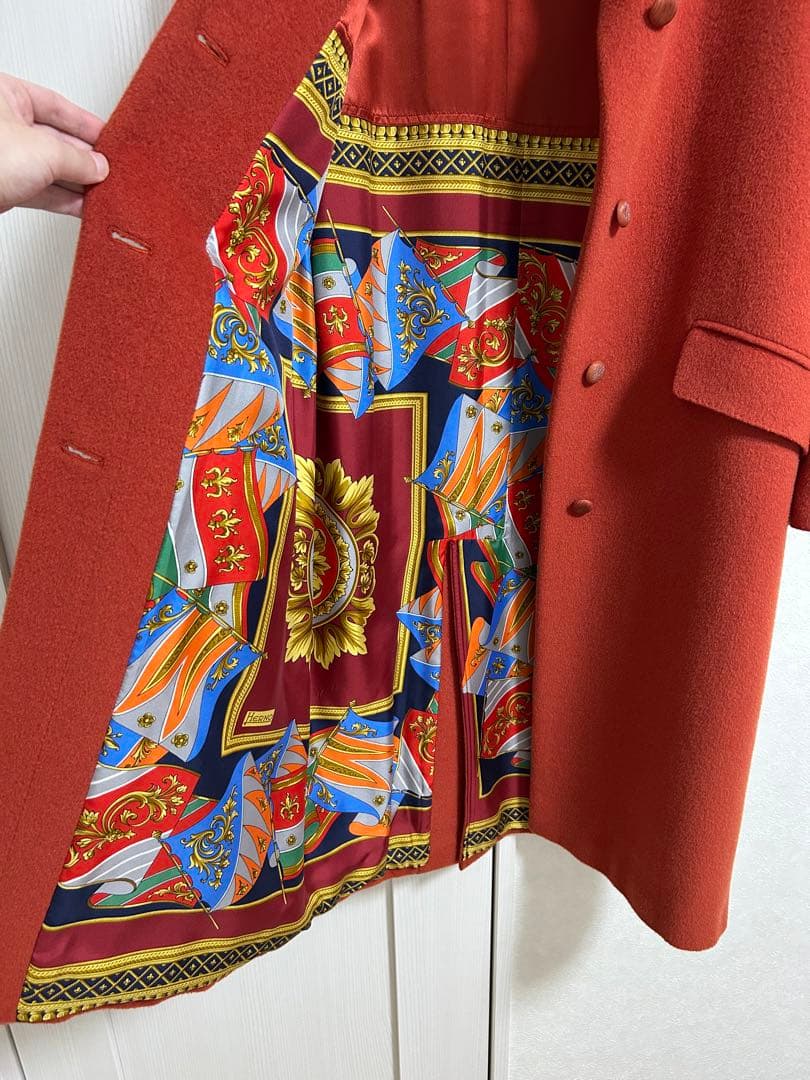 美品イタリア製HERNOヘルノベルト付き裏地プリントロングコート42