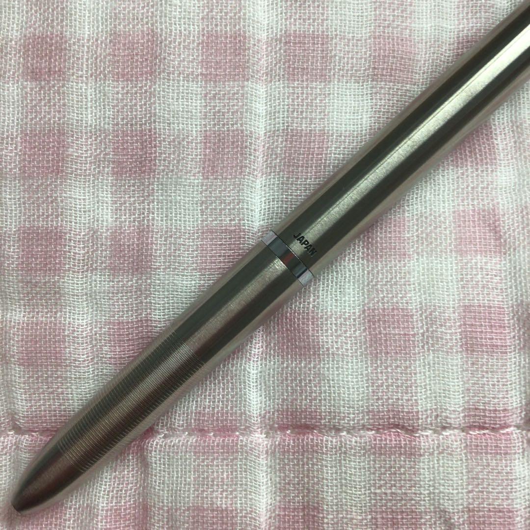 パイロット ボールペン 細字3色 シール付き 振り子式 廃盤 - メルカリ