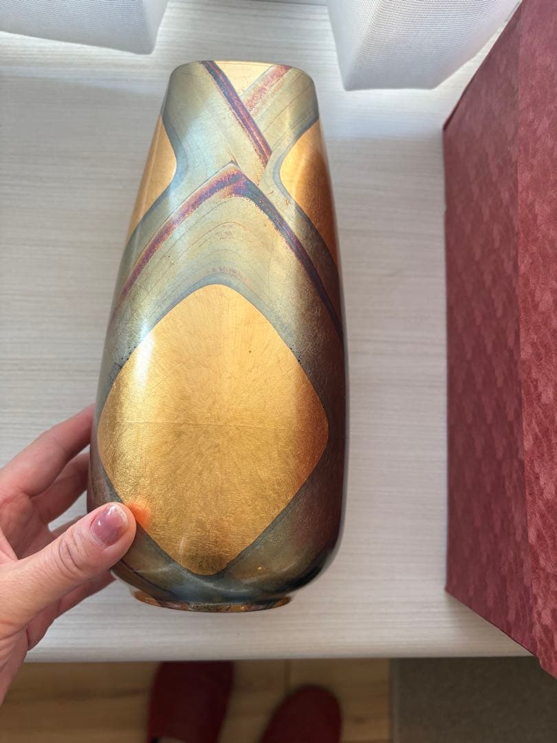 金箔の花瓶　壺