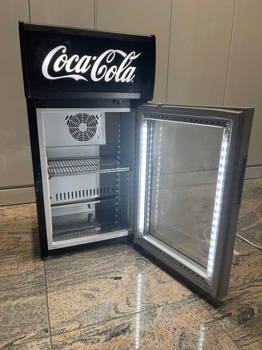 コカコーラミニ冷蔵庫非売品 コカコーラ冷蔵庫非売品