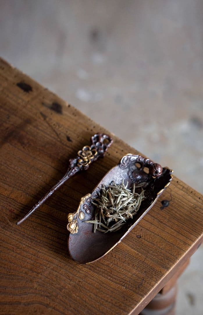 梅の花の手浮彫り茶則 茶杓 新品未使用 茶道具