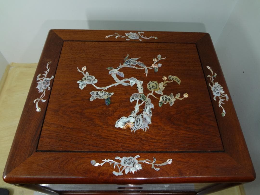 ✨美品✨ 天然木 花梨 唐木 螺鈿細工 引き出し3段ミニチェスト - メルカリ