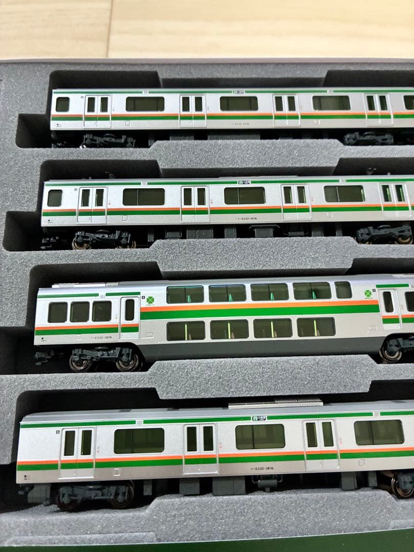 KATO 10-1268 E233系 Nゲージ