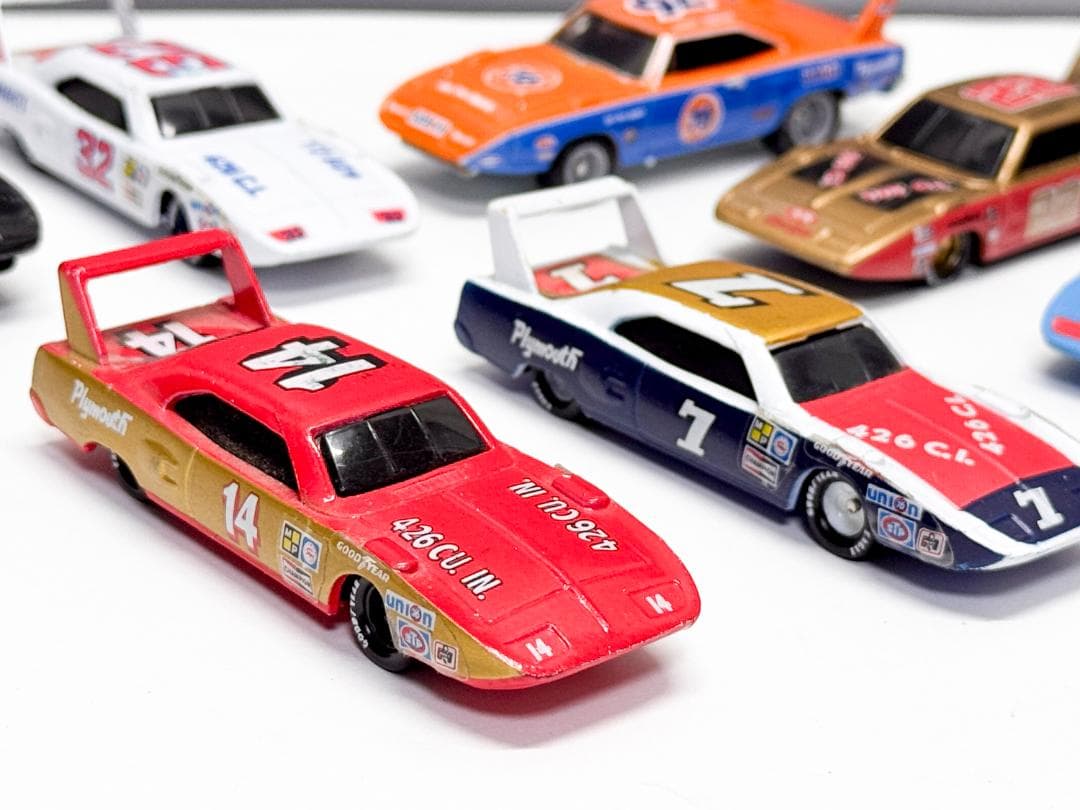 PLYMOUTH SUPERBIRD ★ DODGE DAYTONA 7台セット