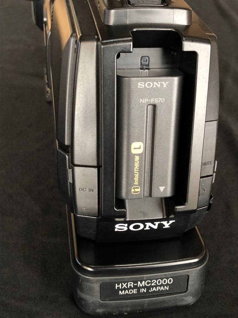 AVCHDカムコーダー SONY HXR-MC2000J 動作品 大型ケース付き