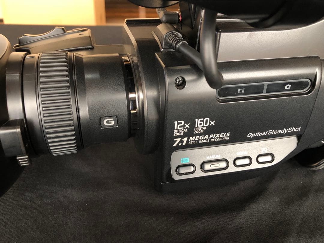 AVCHDカムコーダー SONY HXR-MC2000J 動作品 大型ケース付き