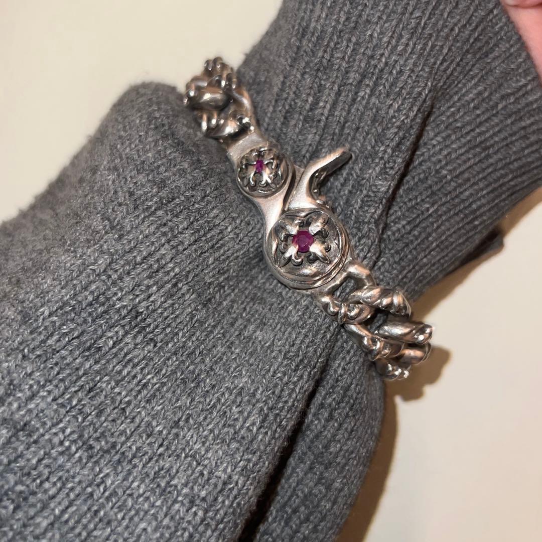 A&G ルビー クロス フレア ファンシー チェーン ブレスレット シルバー