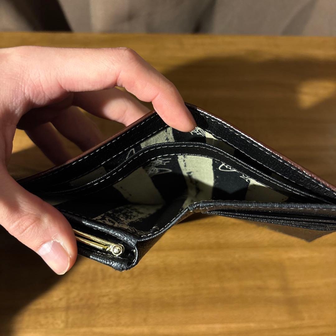 Vivienne Westwood黒のレザー三つ折り財布