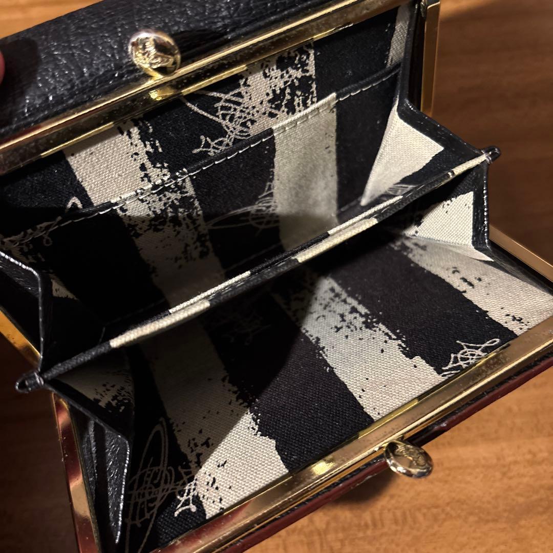 Vivienne Westwood黒のレザー三つ折り財布