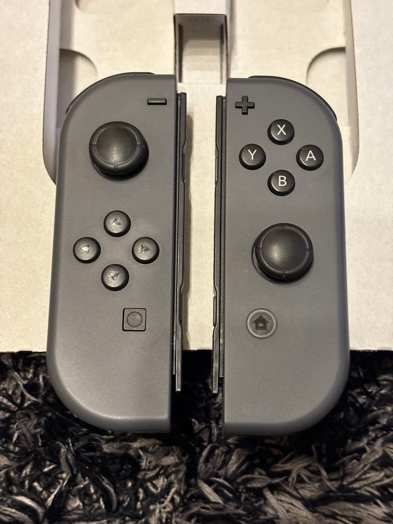 Switch本体（バッテリー強化版）　グレー　箱・付属品完備　　グリップ付き