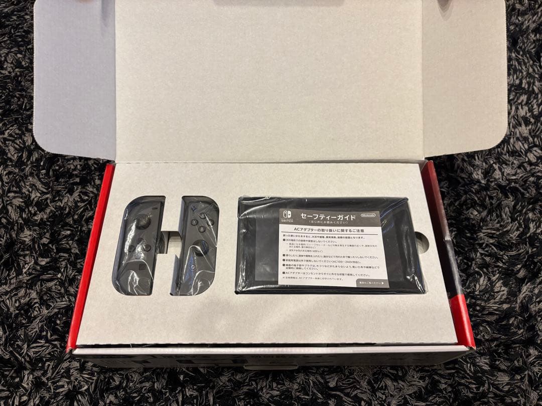 Switch本体（バッテリー強化版）　グレー　箱・付属品完備　　グリップ付き