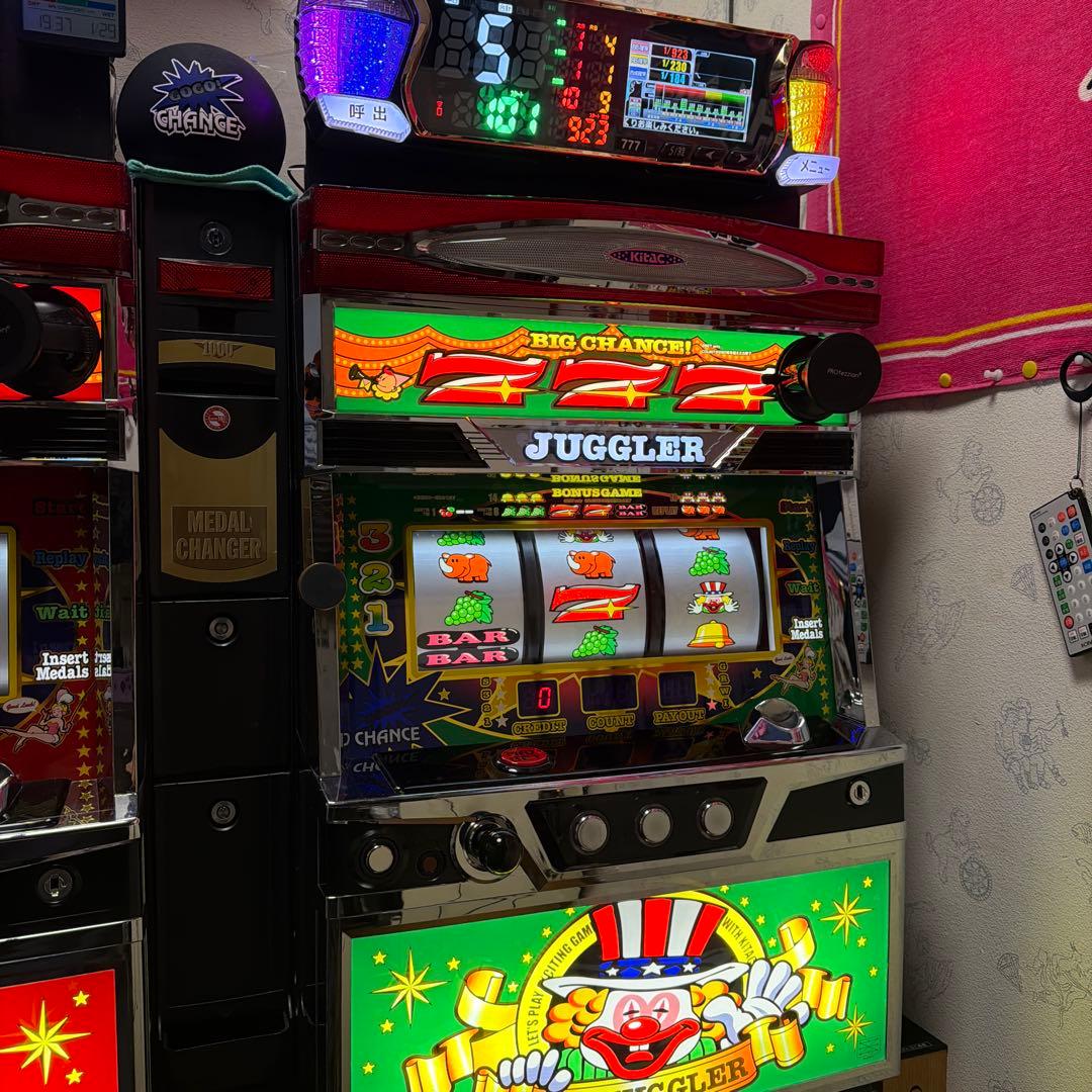 JUGGLER スロットマシン BIG CHANCE - メルカリ
