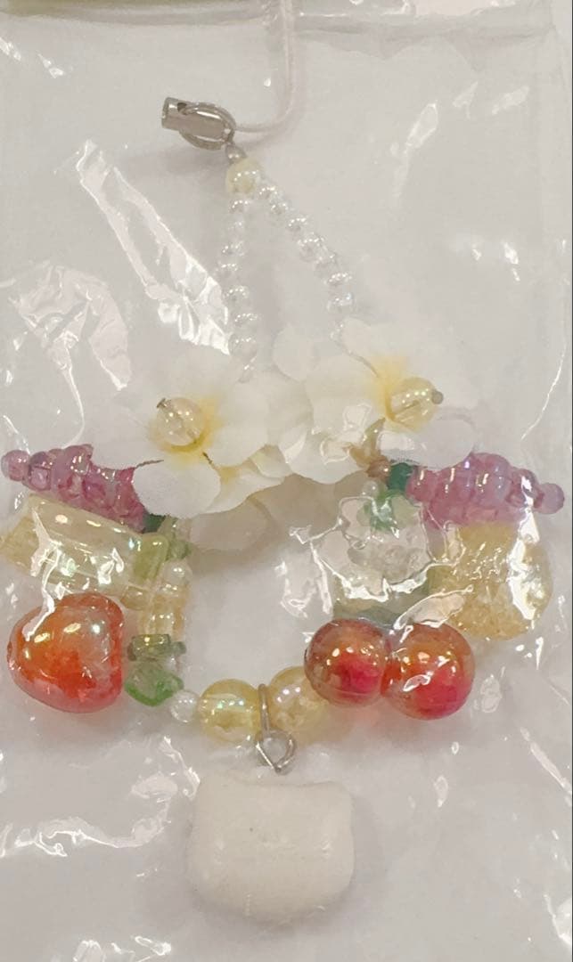 サンリオ　ハローキティ トロピカルストラップ