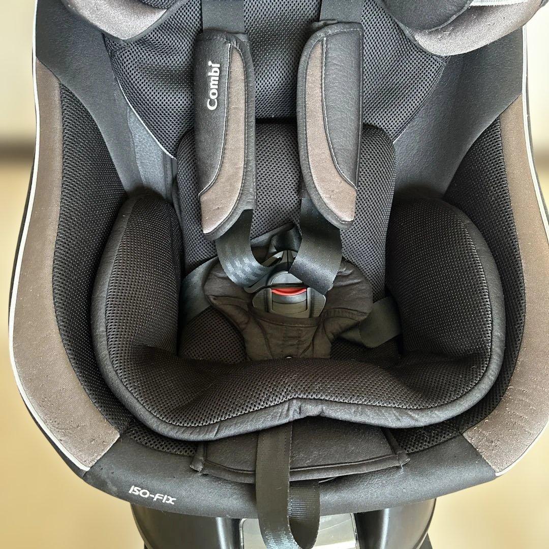 クルムーヴ スマート エッグショック ISOFIX Combi ブラック